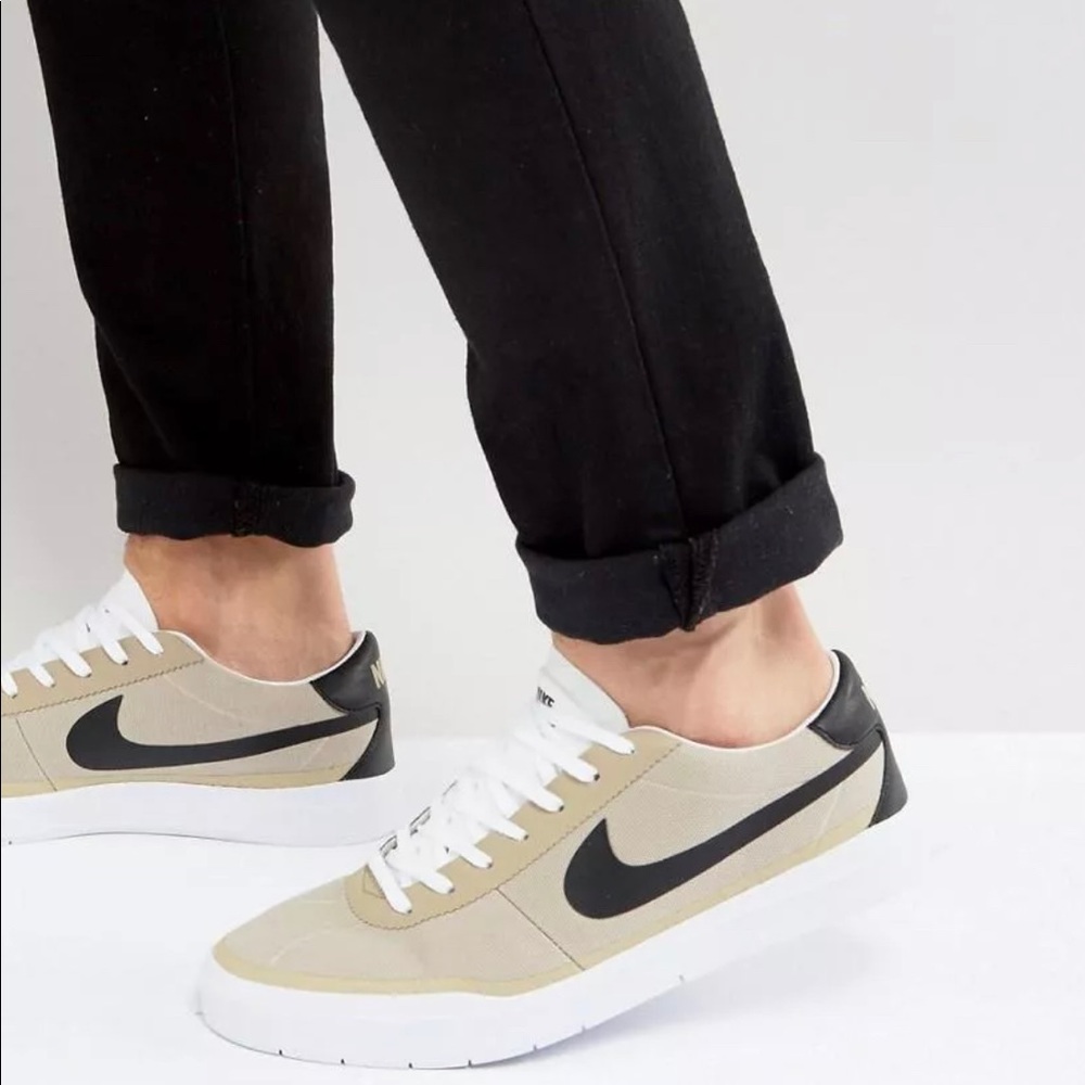 Nike SB Bruin Hyperfeel Canvas Skateboarding Beige 883680-201 Men's Size 7.5